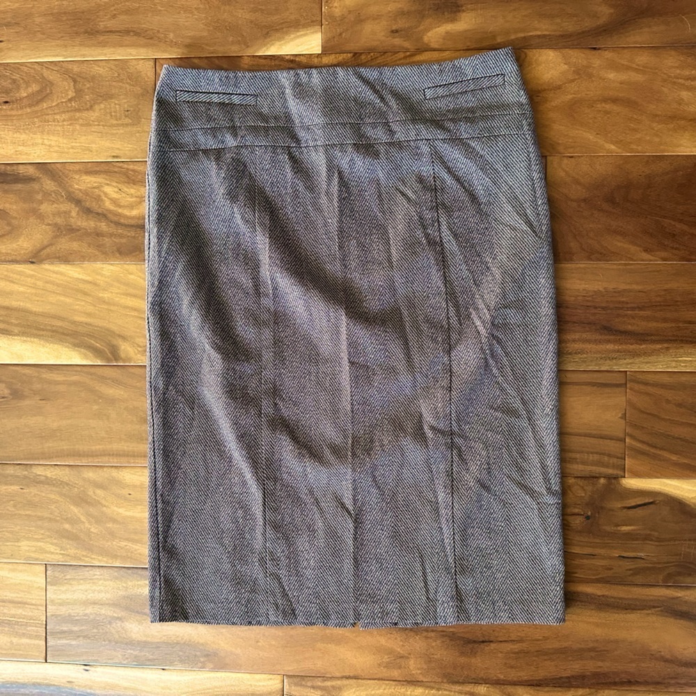 New York & Company 7th Avenue Suiting Brown Pencil Skirt size 10